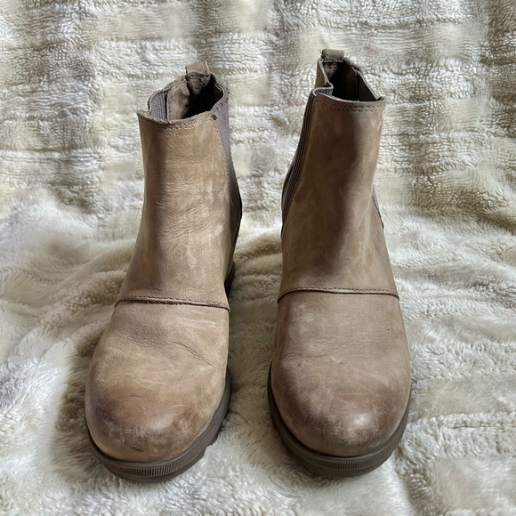 Sorel Women’s Joan of Arctic Wedge II Chelsea Boot - Picture 1 of 9